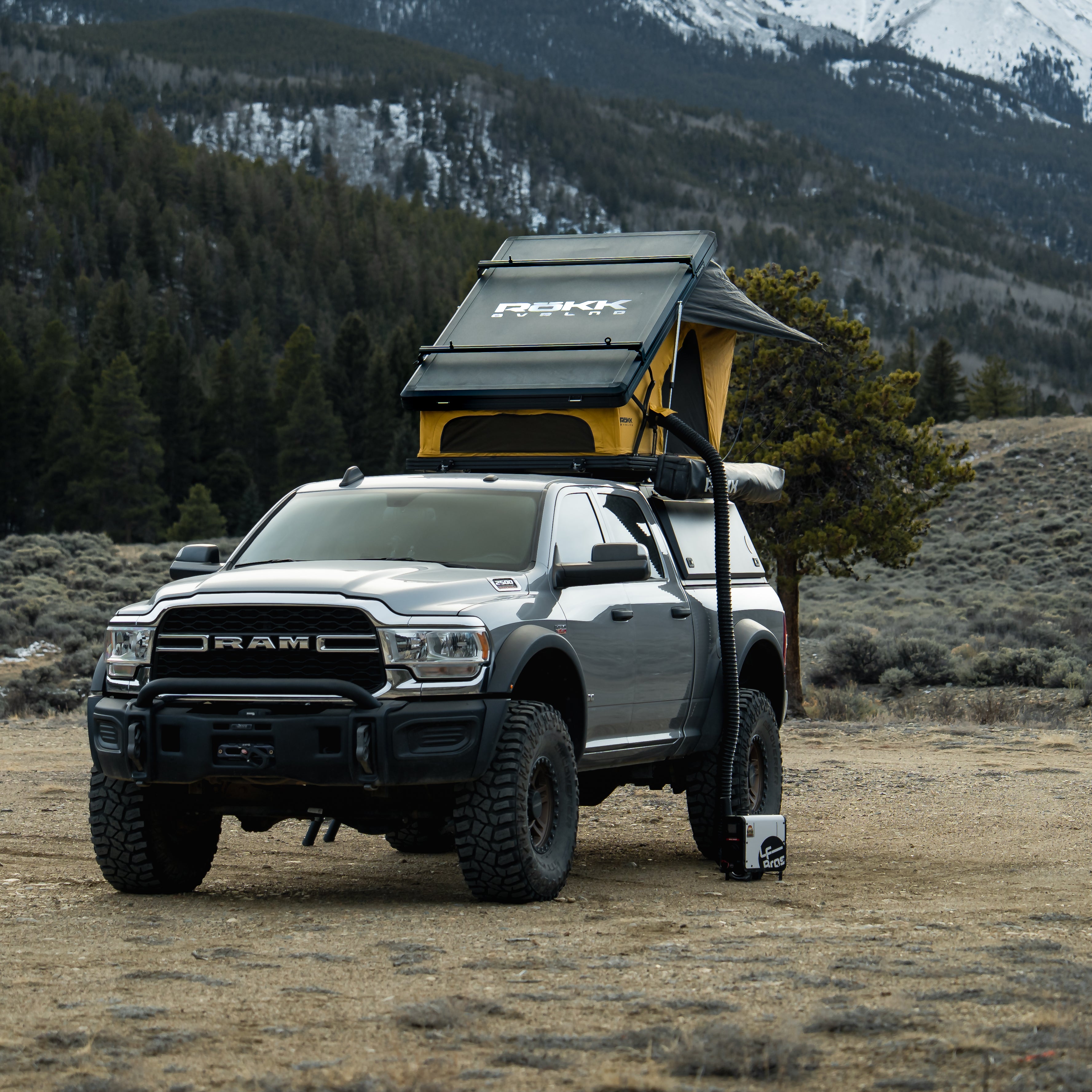 ☆rok☆ The ÖVRLNDR 2P Rooftop Tent Tan (Pre-Order, Late June) – ROKK Overland